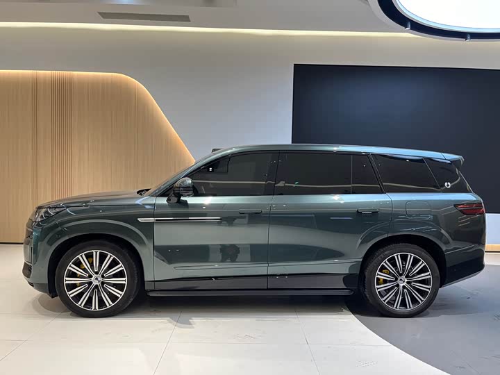 Фото 3 - Denza N9