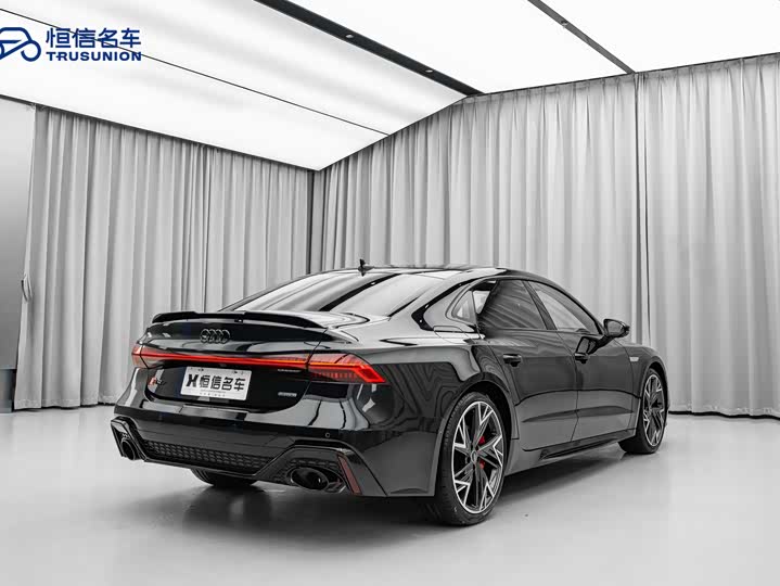 Фото 4 - Audi A7L