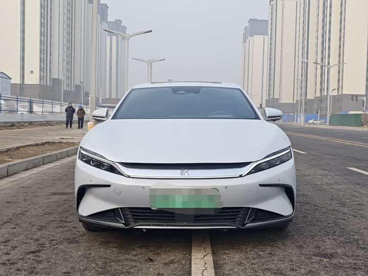 Фото 2 - BYD Han