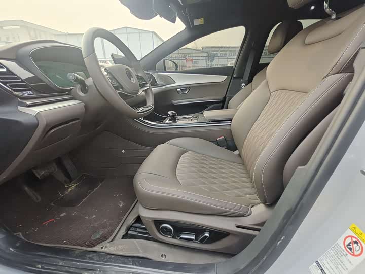 Фото 7 - BYD Han