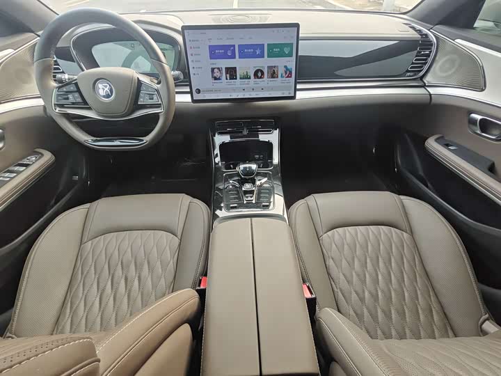 Фото 8 - BYD Han