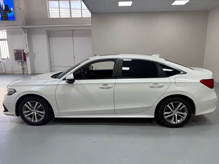 Фото 7 - Honda Civic