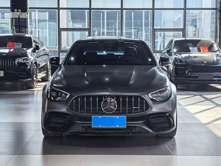 Фото 2 - Mercedes-Benz E-Class AMG