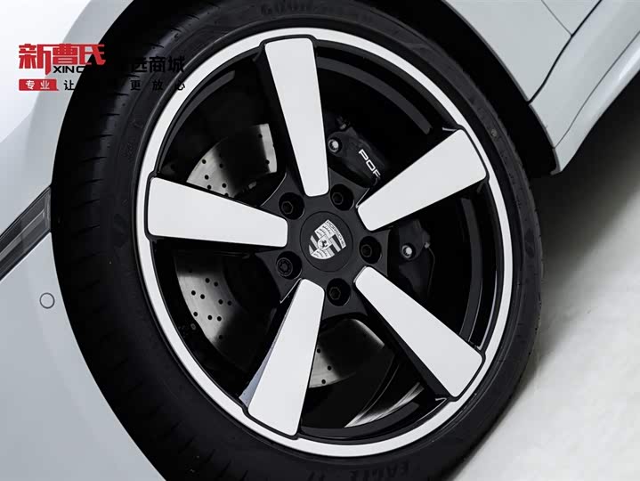 Фото 7 - Porsche 911