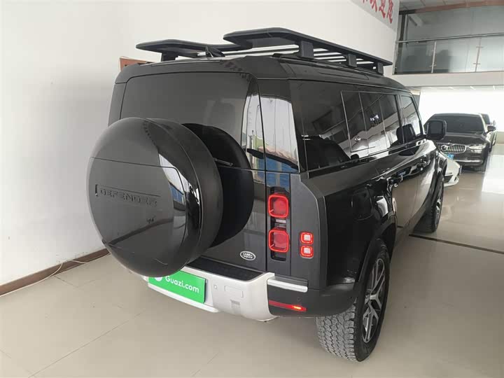 Фото 7 - Land Rover Defender