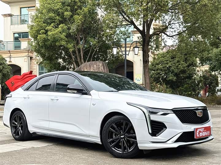 Фото 3 - Cadillac CT4