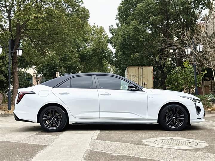 Фото 7 - Cadillac CT4