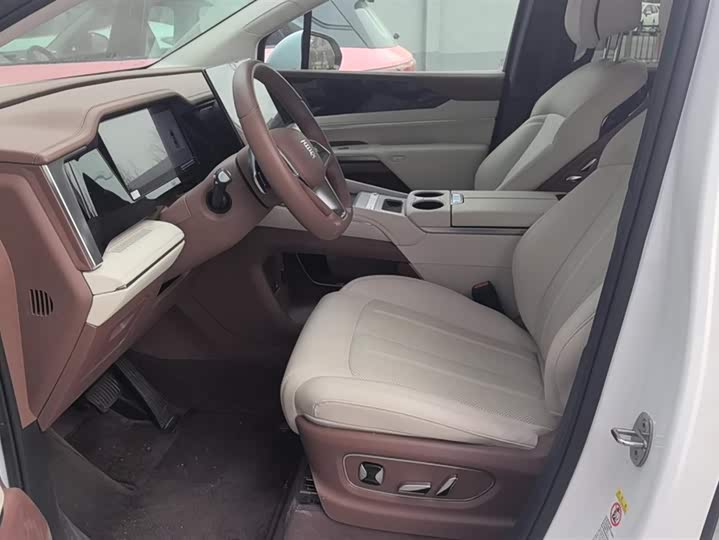 Фото 9 - BYD Xia