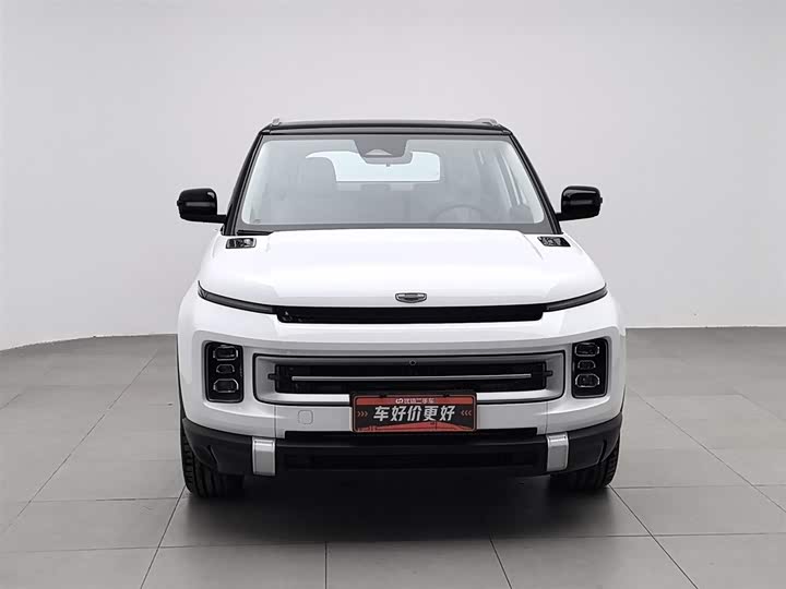 Фото 3 - Geely Icon