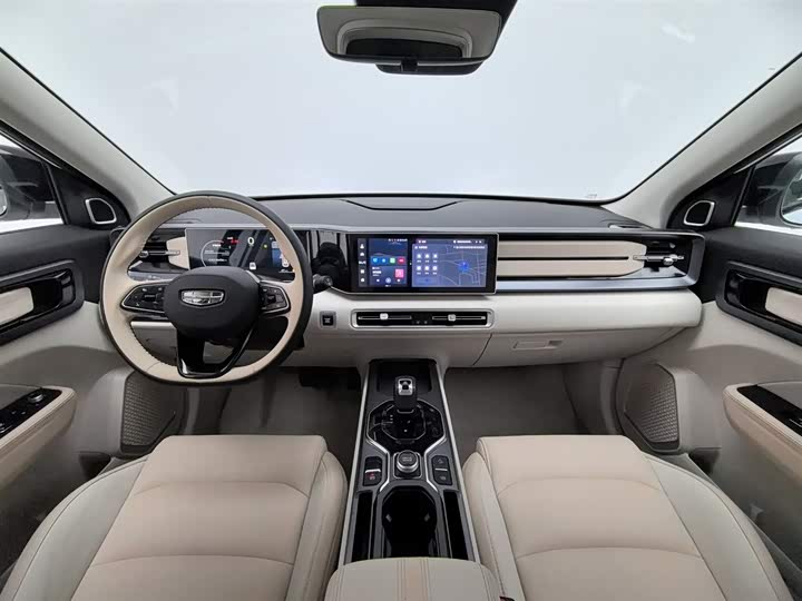 Фото 5 - Geely Icon