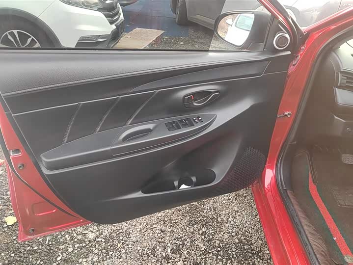 Фото 7 - Toyota Vios FS