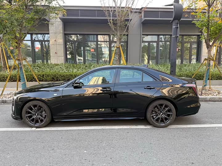 Фото 7 - Cadillac CT4