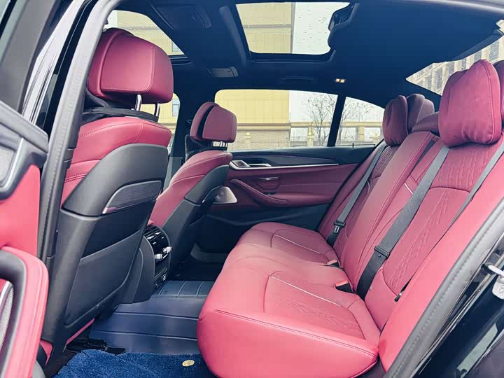 Фото 2 - BMW 5 Series