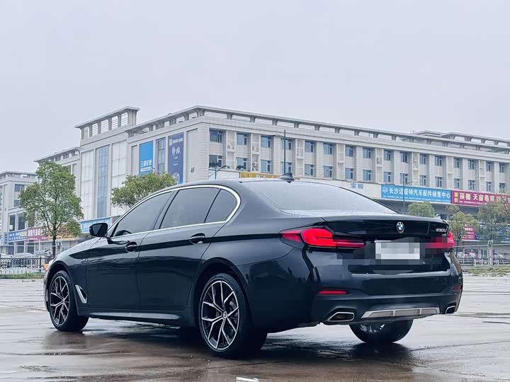 Фото 8 - BMW 5 Series