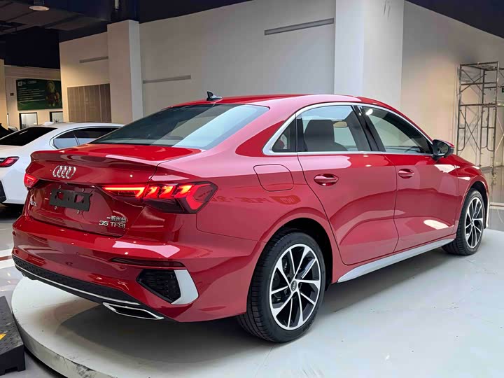 Фото 6 - Audi A3