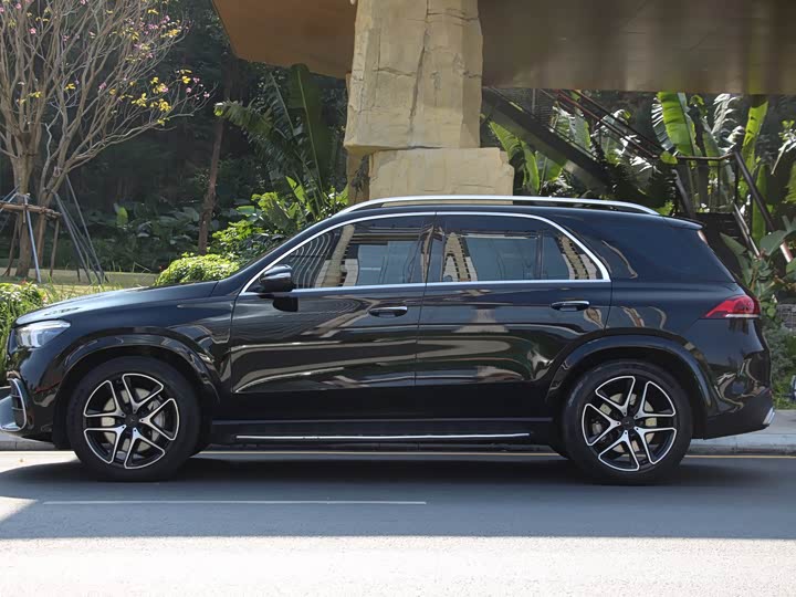 Фото 3 - Mercedes-Benz GLE-Class AMG