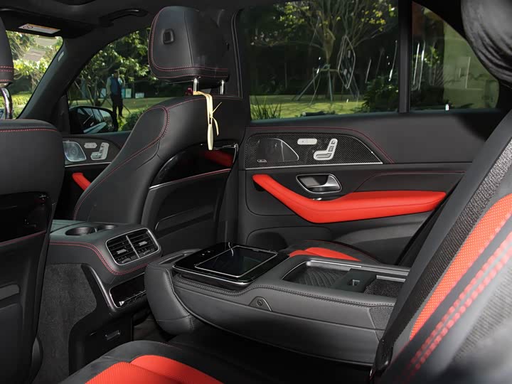 Фото 9 - Mercedes-Benz GLE-Class AMG