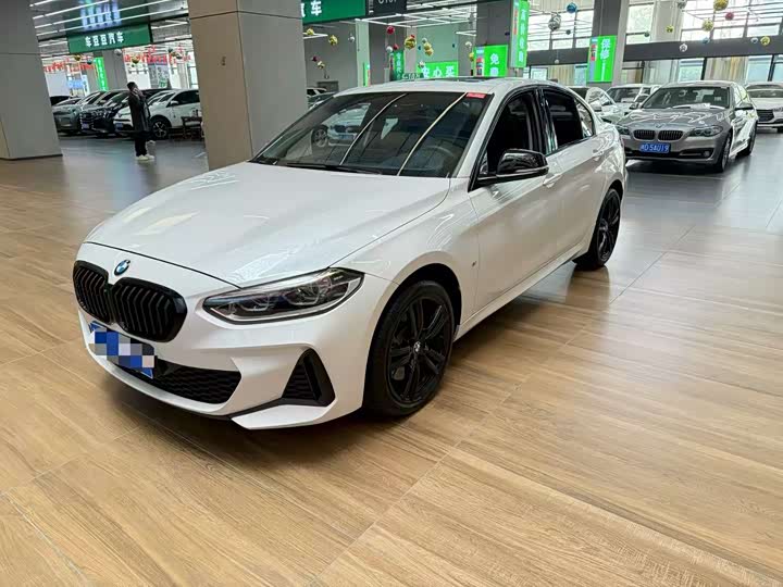 Фото 1 - BMW 1 Series