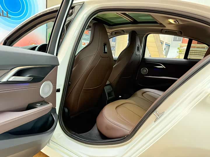 Фото 5 - BMW 1 Series