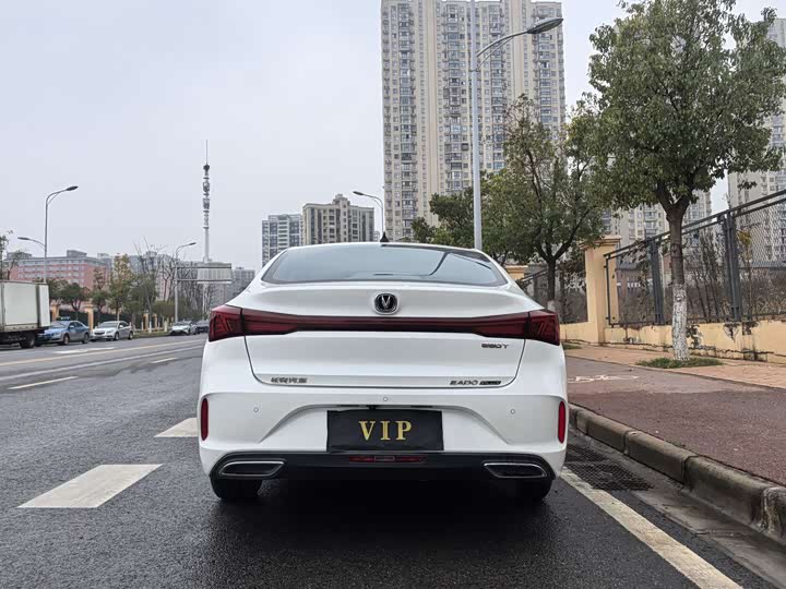 Фото 7 - Changan Eado Plus