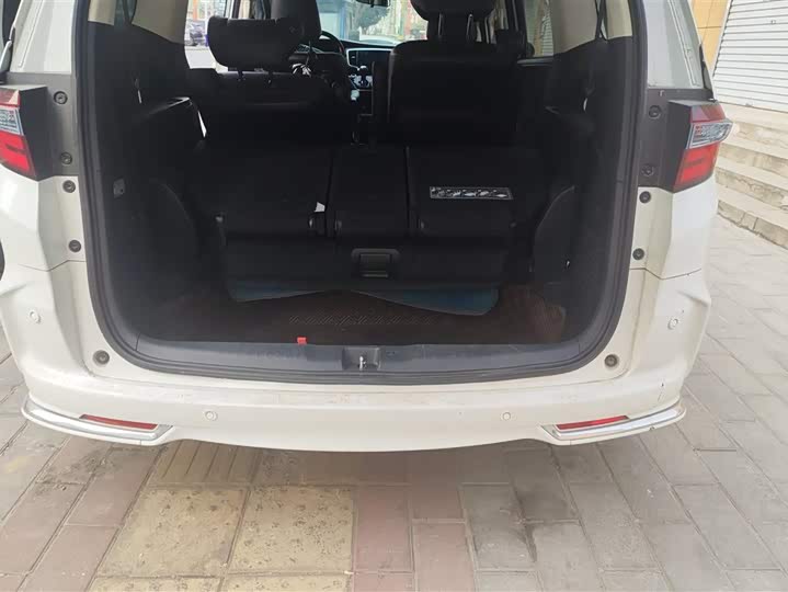 Фото 4 - Honda Odyssey