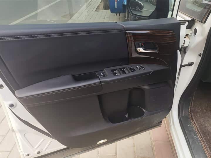 Фото 7 - Honda Odyssey