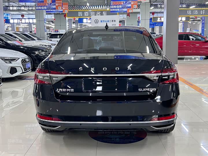 Фото 5 - Skoda Superb