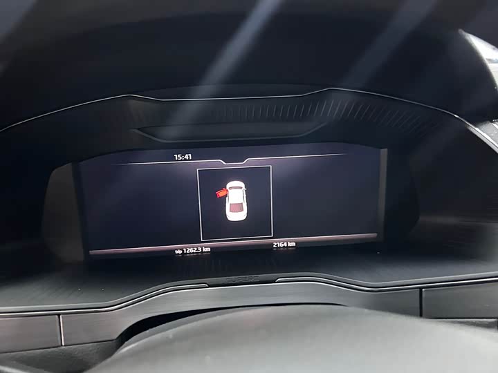 Фото 8 - Skoda Superb