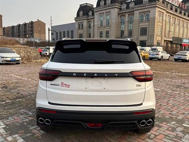 Фото 6 - Geely Coolray