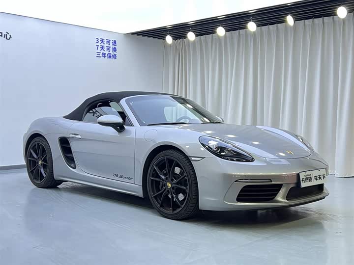 Фото 3 - Porsche 718