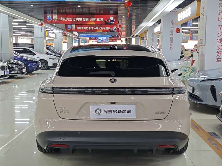 Фото 4 - Nio ET5T