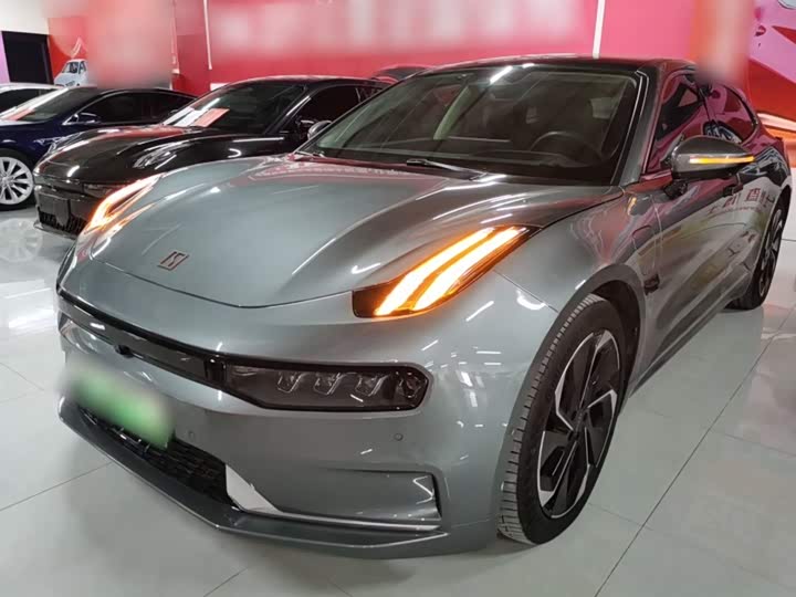 Фото 1 - Zeekr 001