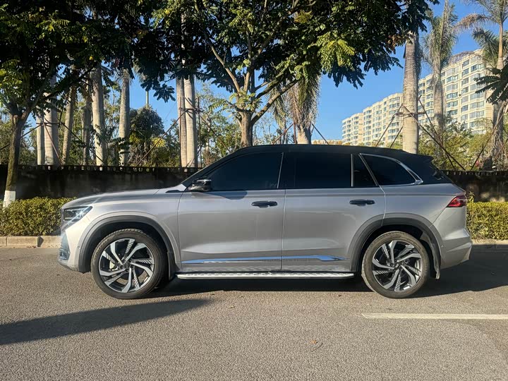 Фото 4 - Geely Okavango L