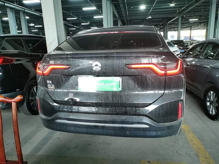 Фото 6 - Nio EC6