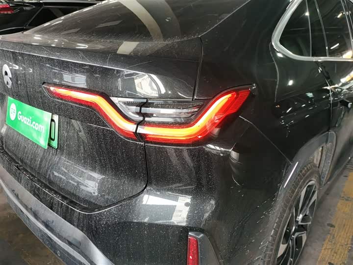 Фото 8 - Nio EC6