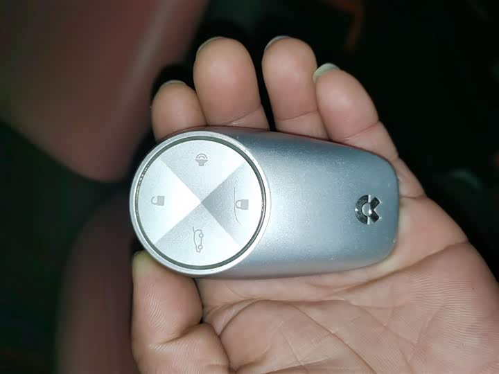 Фото 9 - Nio EC6