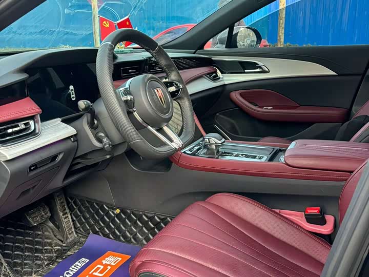 Фото 4 - Hongqi H5