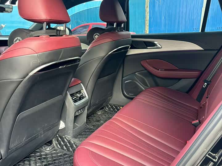 Фото 5 - Hongqi H5