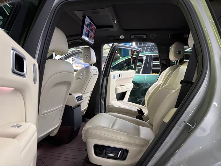 Фото 9 - LiXiang L8