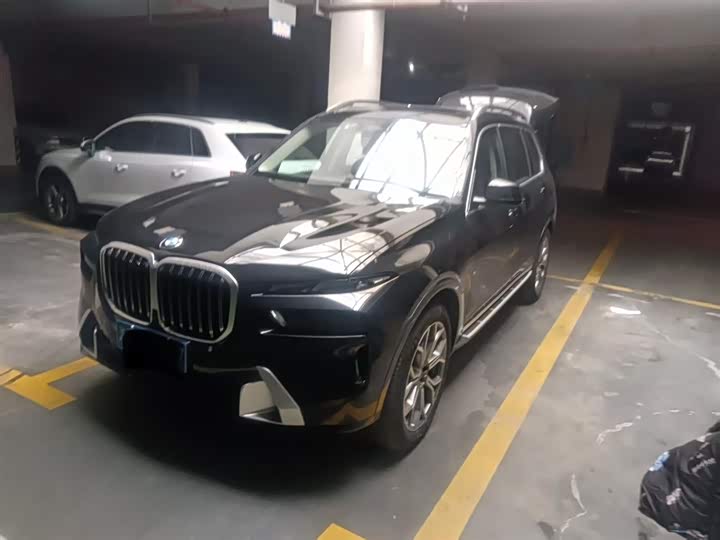Фото 4 - BMW X7