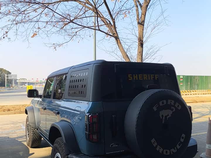 Фото 4 - Ford Bronco