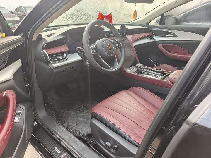 Фото 4 - Hongqi H5