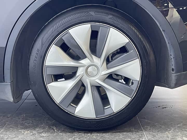 Фото 7 - Tesla Model Y