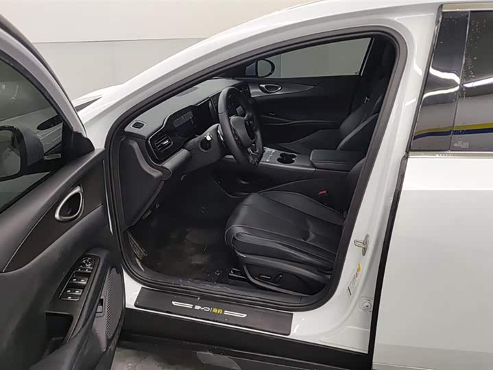 Фото 9 - BYD Seal 06 Hybrid/EV