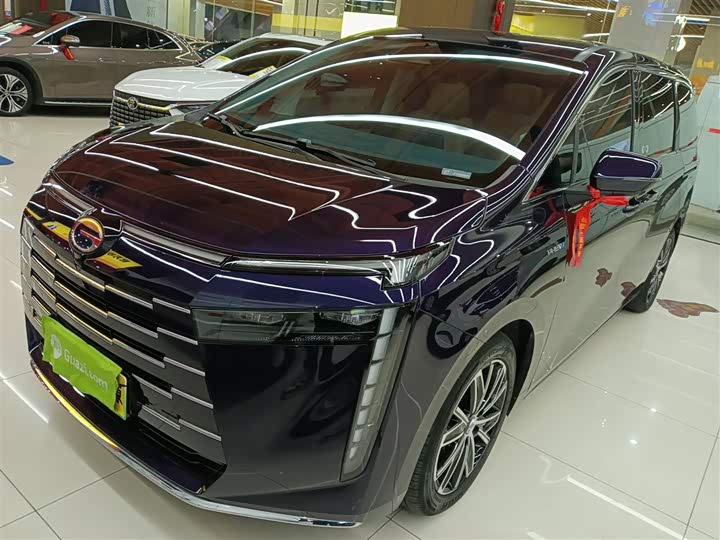 Фото 1 - GAC Trumpchi E8