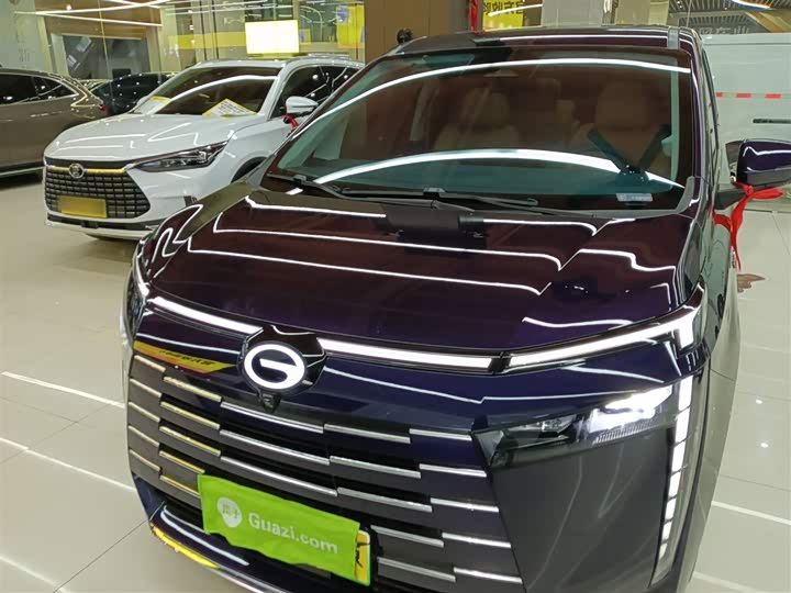 Фото 3 - GAC Trumpchi E8