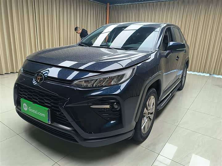 Фото 1 - Toyota Wildlander