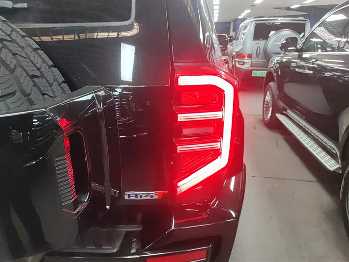 Фото 8 - Tank 400 Hybrid