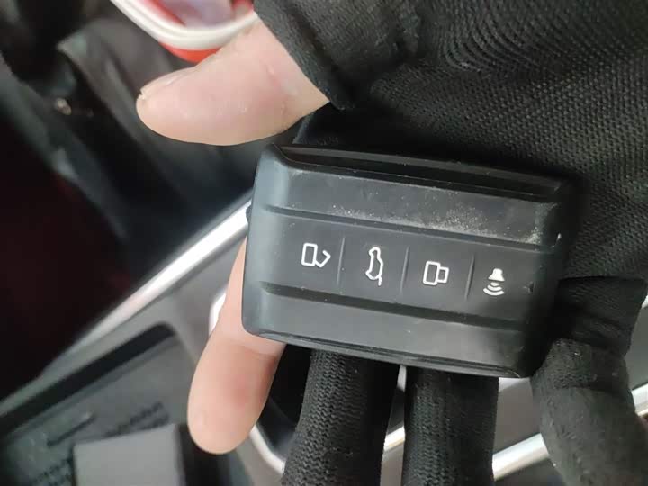 Фото 9 - Tank 400 Hybrid