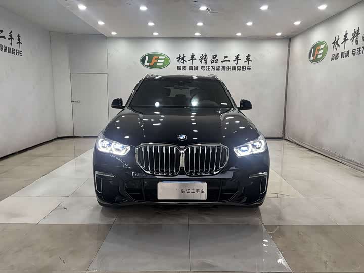 Фото 2 - BMW X5